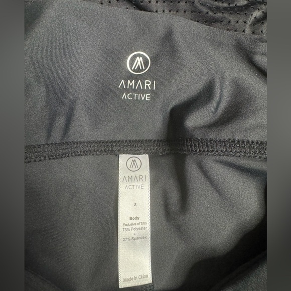 Amari Mesh Detail 4” Bike Short, Size Small, Black, Side/Hidden Waistband Pocket - Picture 7 of 11